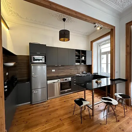 Bairro Alto Chiado Charming Apartment Lisbon