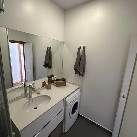 Bairro Alto Chiado Charming Apartment Lisbon